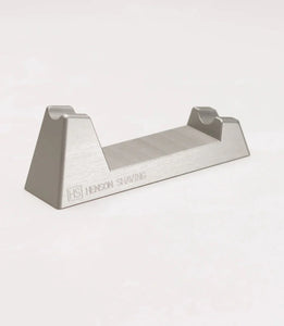 HENSON RAZOR STAND